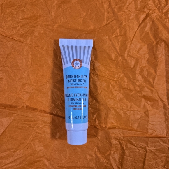 Moisturizer Mini - Picture 2 of 5